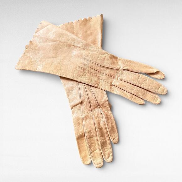 Vintage Accessories - Antique 1930s–50s Kid Leather Gloves Size 6.75